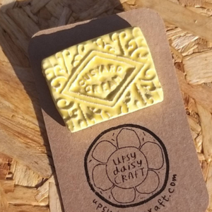 Ceramic Biscuit Brooch - Custard Cream